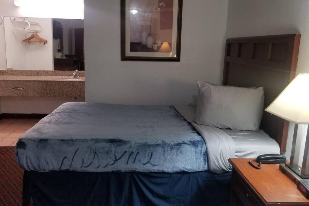 2 Queen Beds 125 Apartment